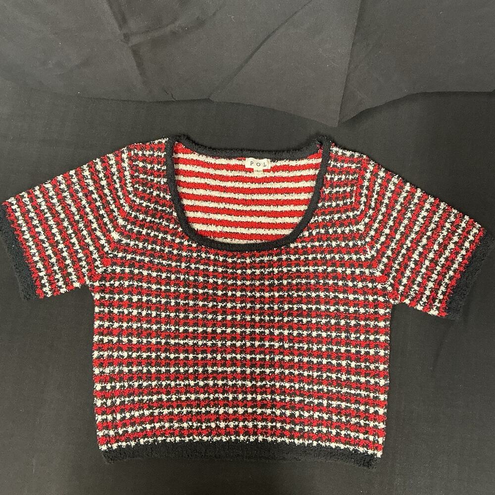 POL Red & Black Cropped Sweater Woman’s Size Large, Super Soft